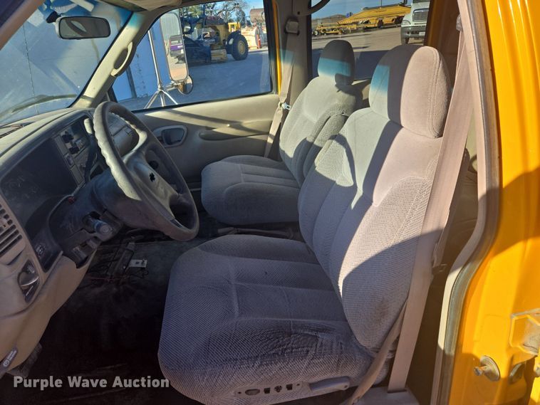 image for item ES2725 1996 Chevrolet 3500 Crew Cab dump bed pickup truck