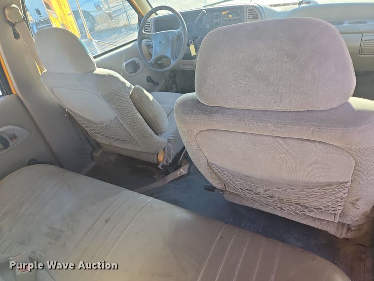 image for item ES2725 1996 Chevrolet 3500 Crew Cab dump bed pickup truck