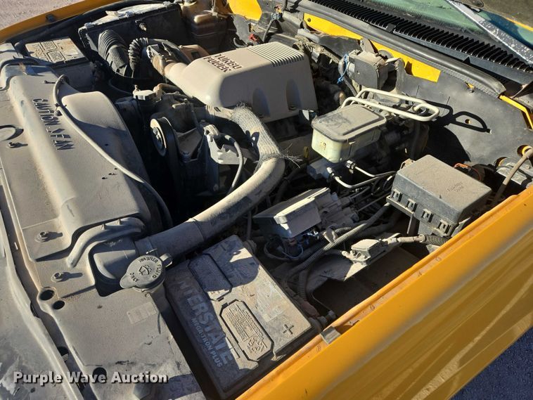 image for item ES2725 1996 Chevrolet 3500 Crew Cab dump bed pickup truck