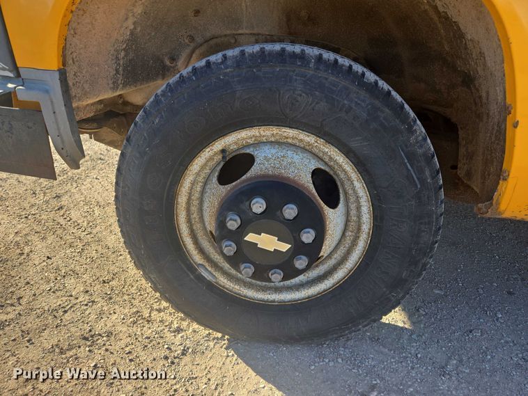 image for item ES2725 1996 Chevrolet 3500 Crew Cab dump bed pickup truck