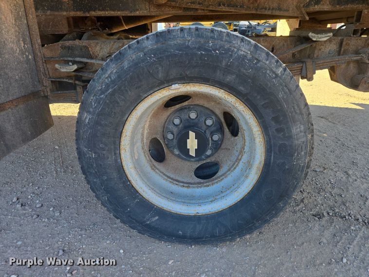 image for item ES2725 1996 Chevrolet 3500 Crew Cab dump bed pickup truck