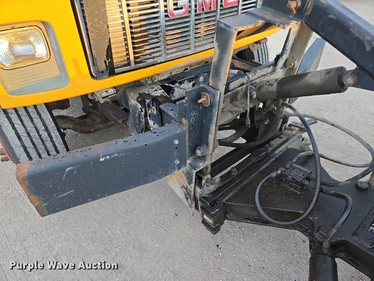 image for item ES2726 2001 GMC C8500 dump truck