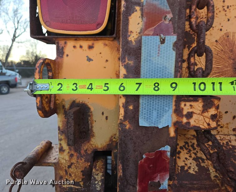 image for item ES2726 2001 GMC C8500 dump truck