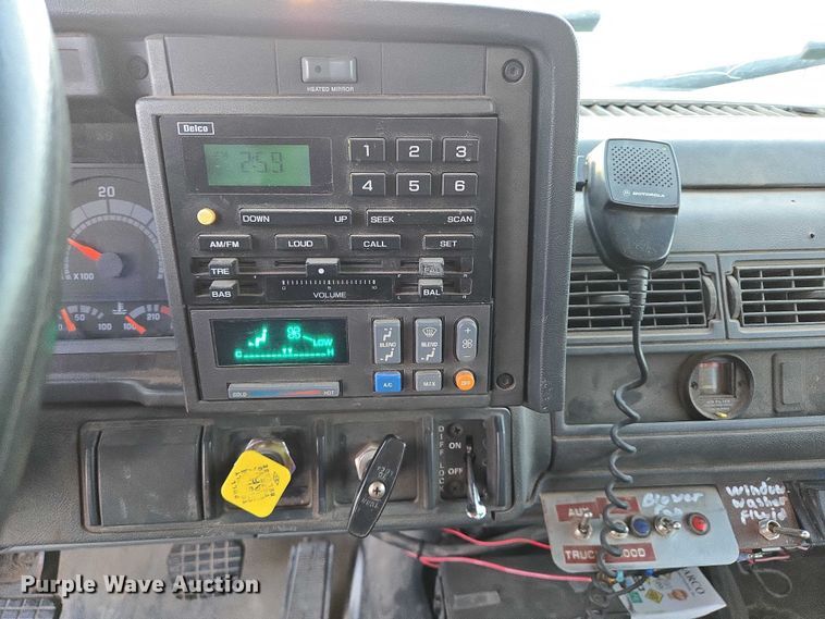 image for item ES2726 2001 GMC C8500 dump truck