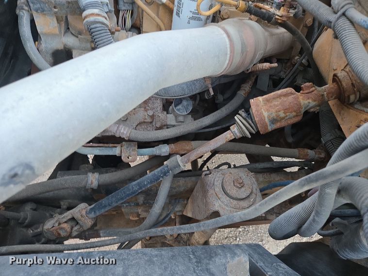 image for item ES2726 2001 GMC C8500 dump truck