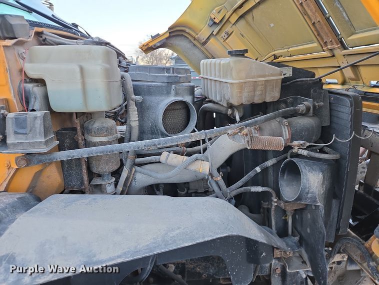 image for item ES2726 2001 GMC C8500 dump truck