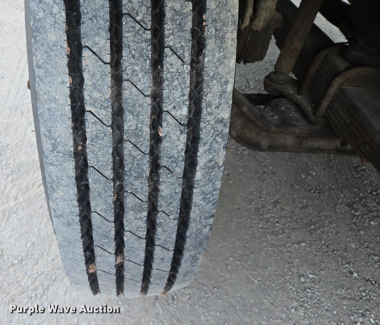 image for item ES2726 2001 GMC C8500 dump truck