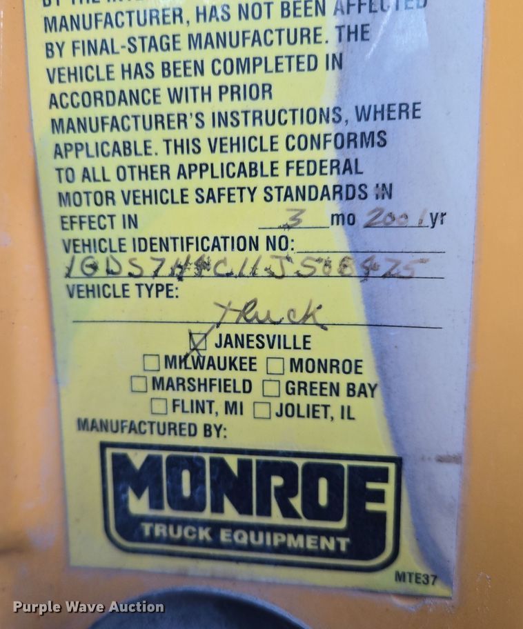 image for item ES2726 2001 GMC C8500 dump truck