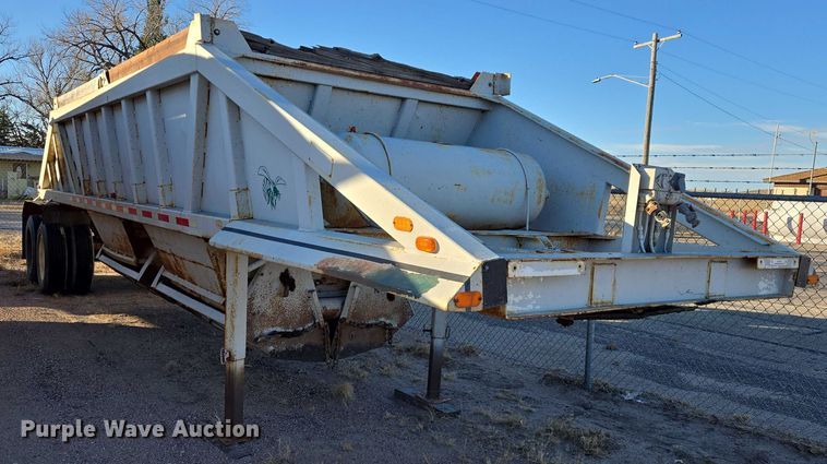 image for item ES2728 1979 Tempe bottom dump trailer