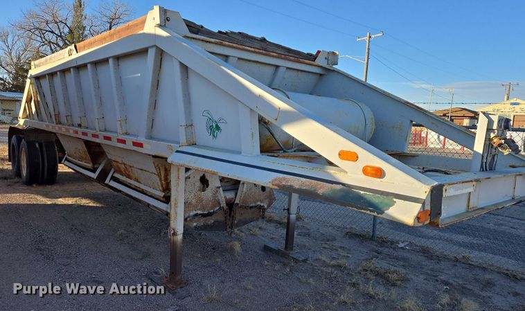 image for item ES2728 1979 Tempe bottom dump trailer