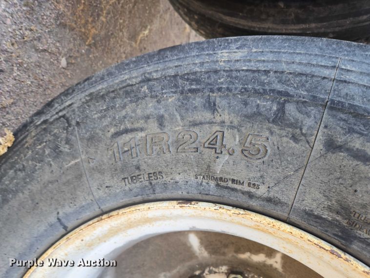 image for item ES2728 1979 Tempe bottom dump trailer