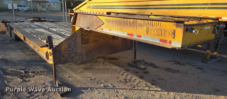 image for item ES2729 1967 Hyster C25T equipment trailer