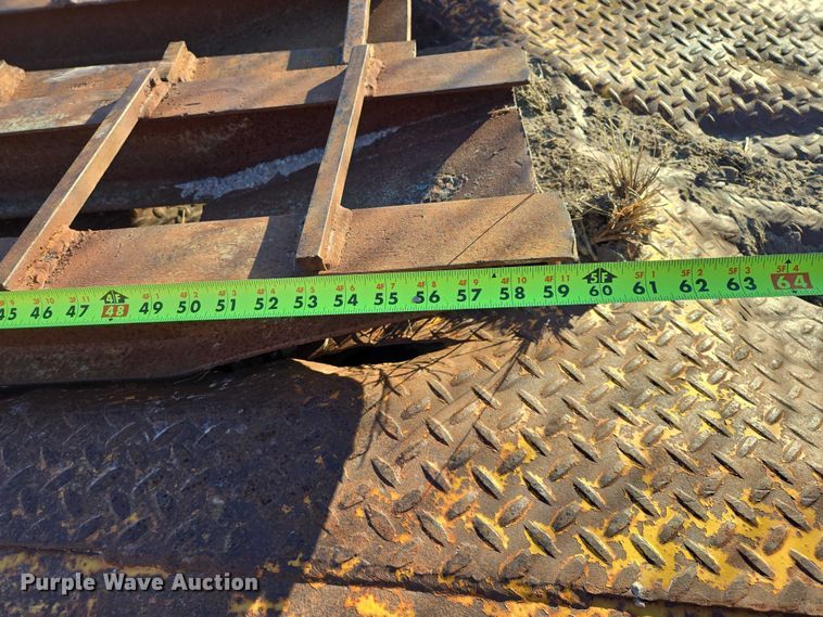 image for item ES2729 1967 Hyster C25T equipment trailer