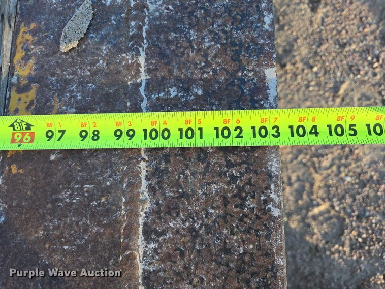 image for item ES2729 1967 Hyster C25T equipment trailer