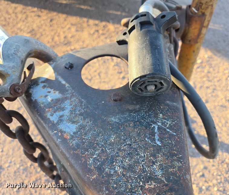 image for item ES2730 2004 Carson utility trailer