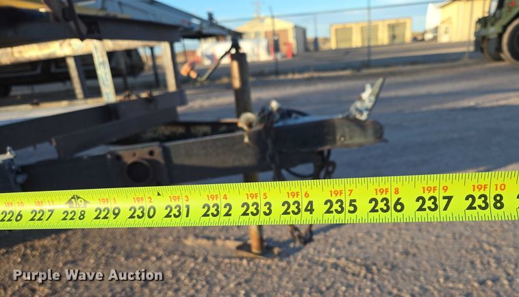 image for item ES2730 2004 Carson utility trailer