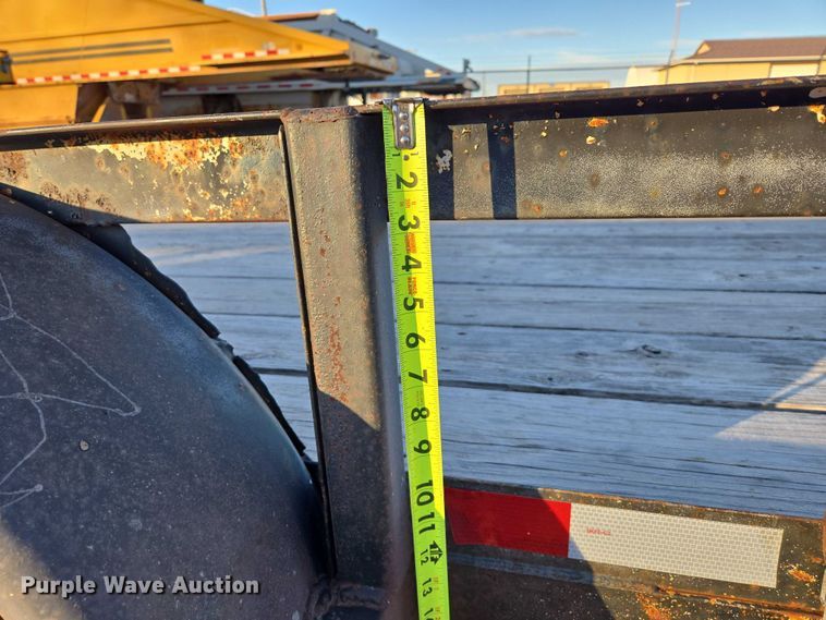 image for item ES2730 2004 Carson utility trailer