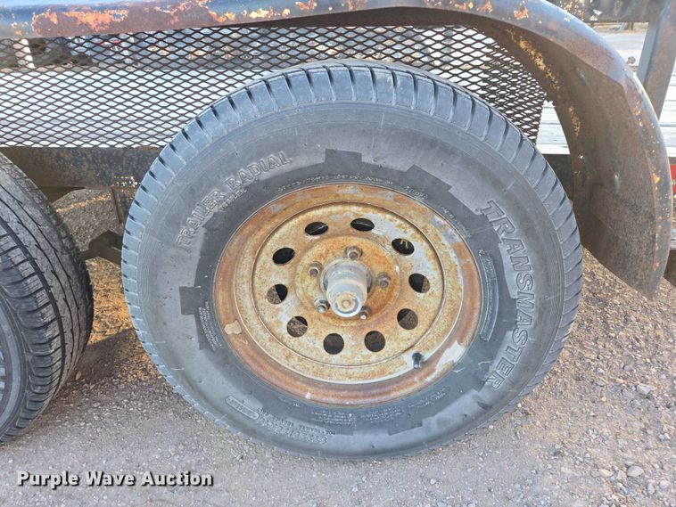 image for item ES2730 2004 Carson utility trailer