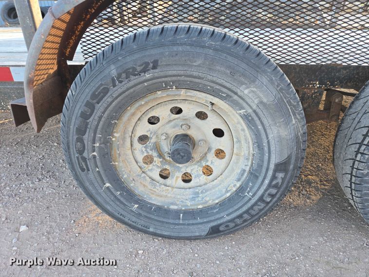 image for item ES2730 2004 Carson utility trailer