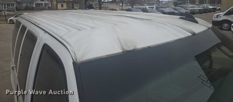 image for item ES2731 2017 Chevrolet Express 2500 van