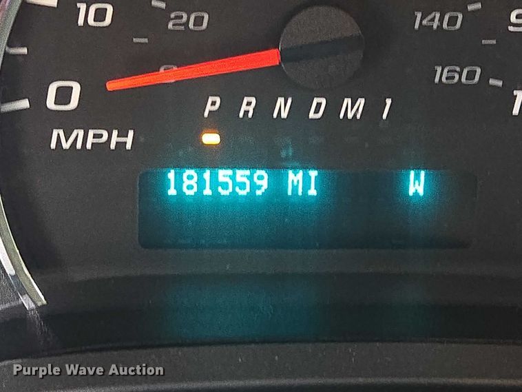 image for item ES2731 2017 Chevrolet Express 2500 van