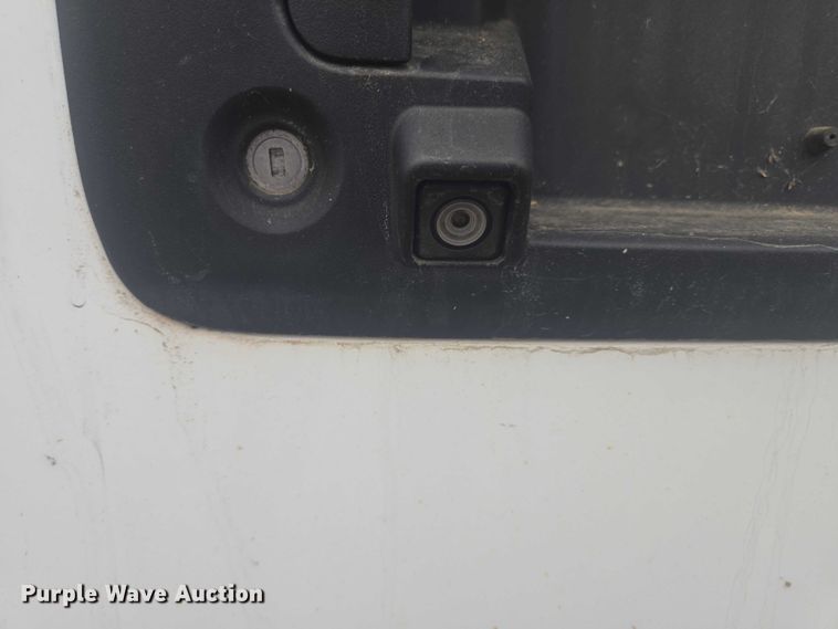 image for item ES2731 2017 Chevrolet Express 2500 van