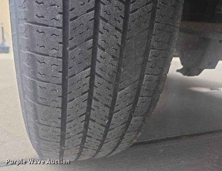 image for item ES2731 2017 Chevrolet Express 2500 van