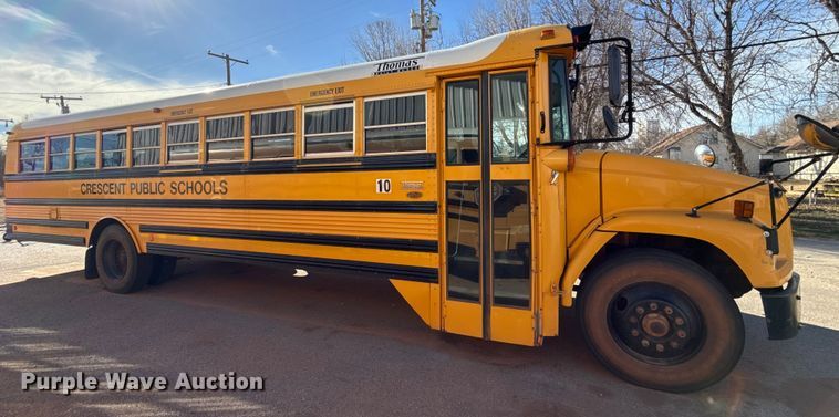 image for item ES5617 2001 Freightliner FS65 school bus
