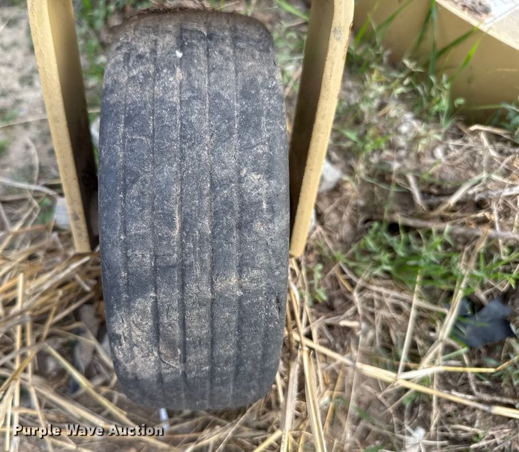 image for item ES5623 Land Pride FDR2572 finish mower