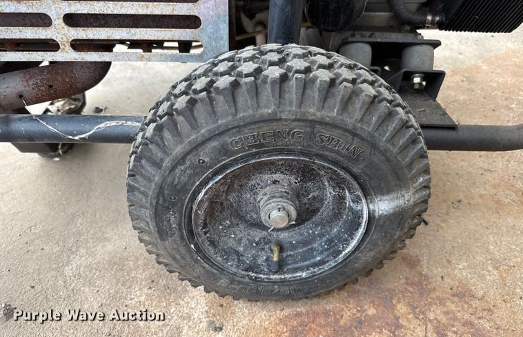 image for item ES5627 Guardian Ultra Source generator