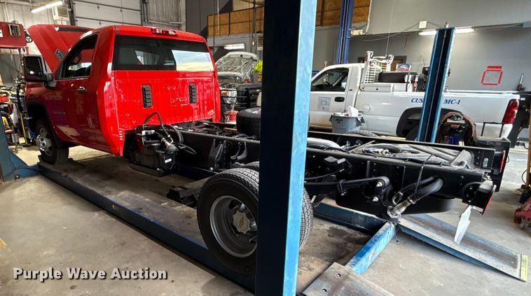 image for item ES5628 Rotary SM012N-001 four post automotive lift