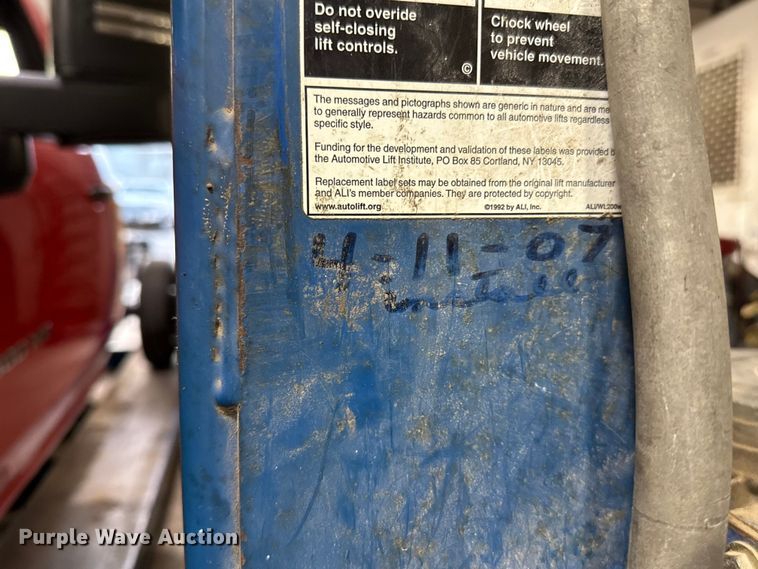 image for item ES5628 Rotary SM012N-001 four post automotive lift