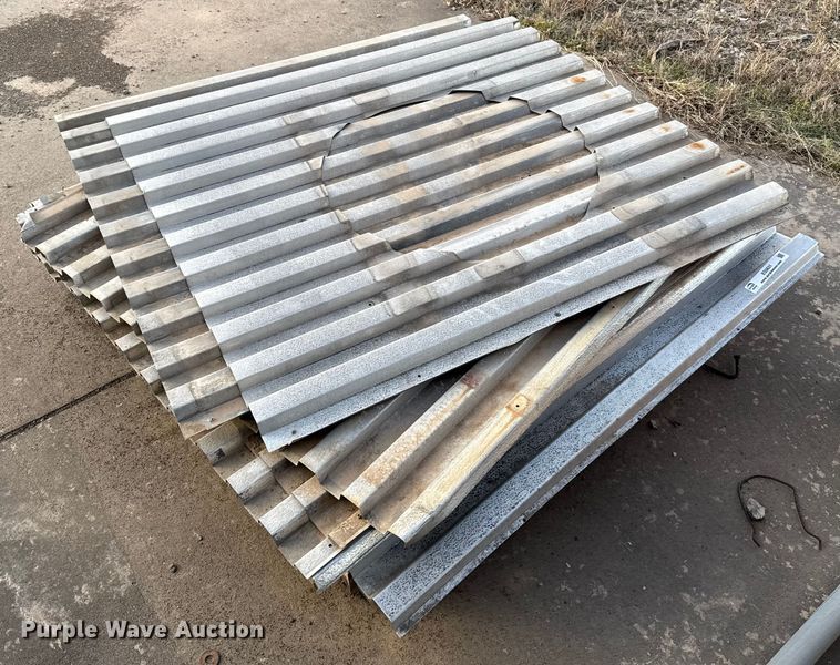 image for item ES5631 Approximately 25 pieces of sheet metal