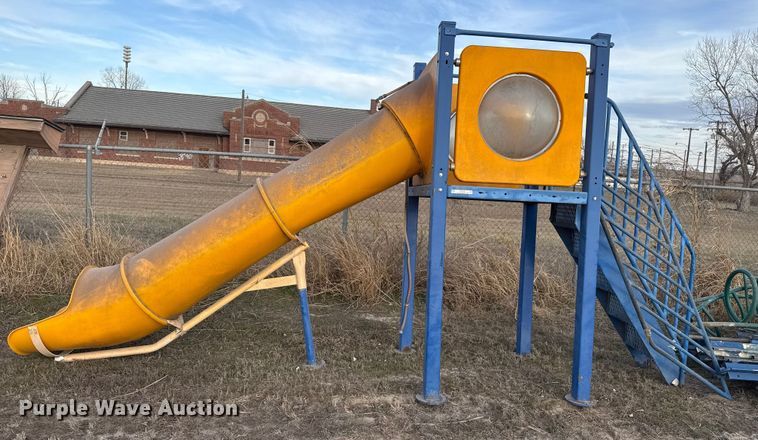 image for item ES5633 Playground equipment