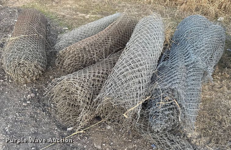 image for item ES5634 (6) rolls of chain-link fence