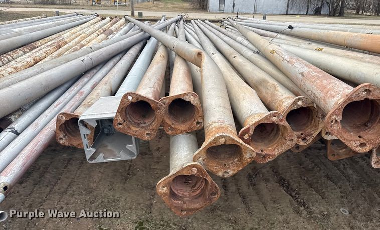 image for item ES5635 Approximately 125 The Union Metal Mfg. A-11 L light pols