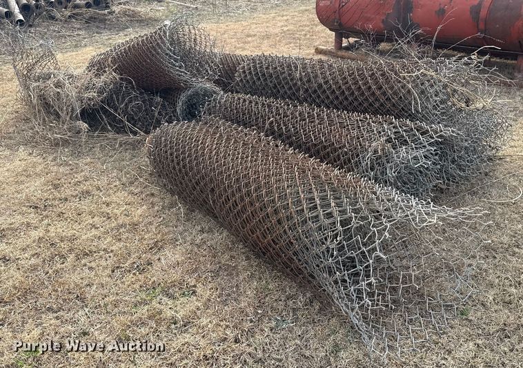 image for item ES5637 (9) rolls of chain-link fence