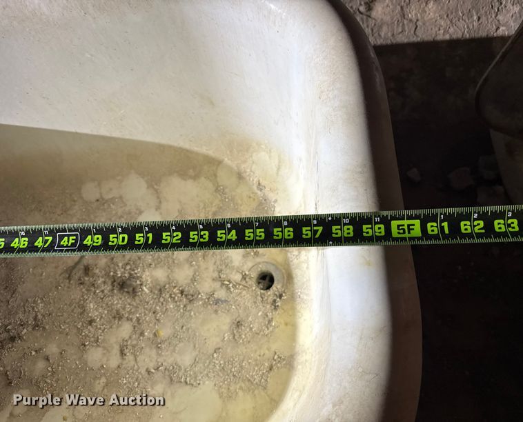 image for item ES5642 Bathtub