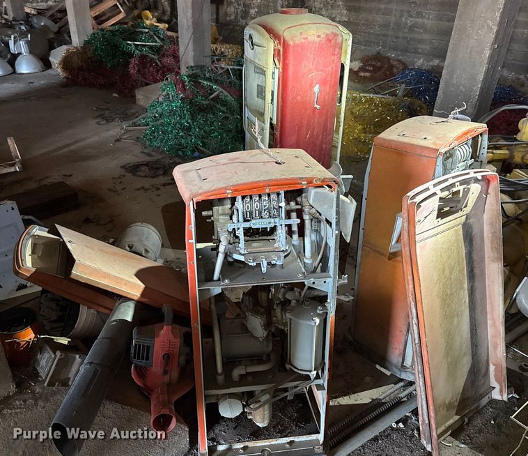 image for item ES5643 (3) fuel pumps