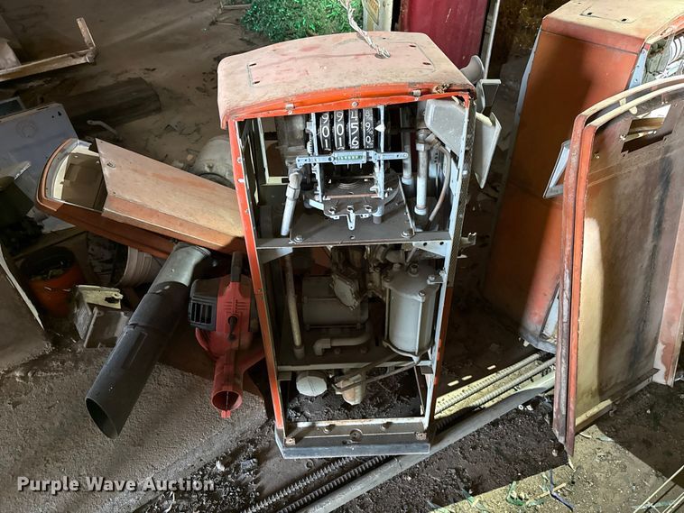 image for item ES5643 (3) fuel pumps