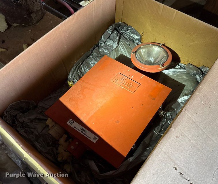 image for item ES5645 Lights