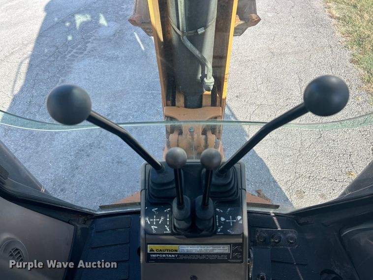 image for item ET3281 2013 Case 590 Super N backhoe