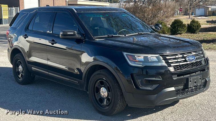 image for item ET6834 2016 Ford Explorer Police Interceptor SUV