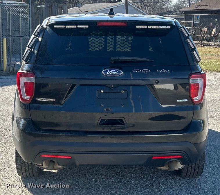 image for item ET6834 2016 Ford Explorer Police Interceptor SUV
