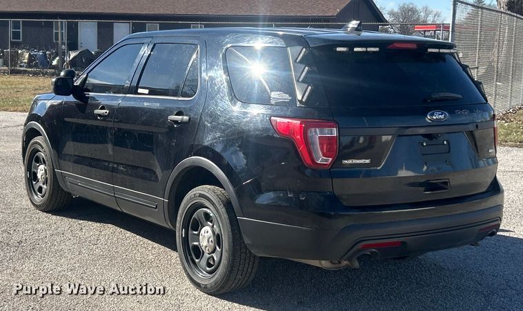 image for item ET6834 2016 Ford Explorer Police Interceptor SUV
