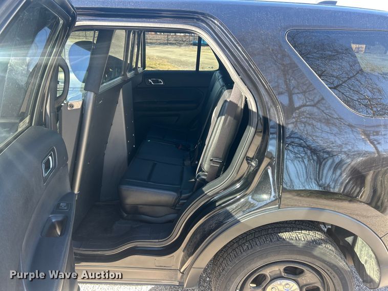 image for item ET6834 2016 Ford Explorer Police Interceptor SUV