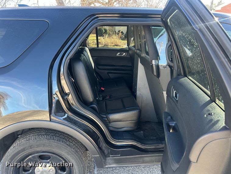 image for item ET6834 2016 Ford Explorer Police Interceptor SUV