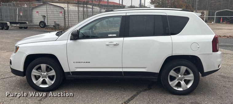 image for item ET8621 2014 Jeep Compass SUV