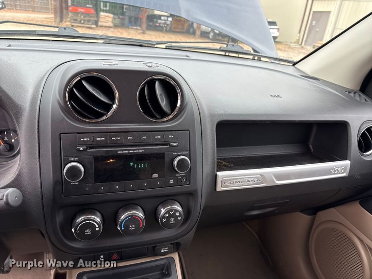 image for item ET8622 2015 Jeep Compass SUV