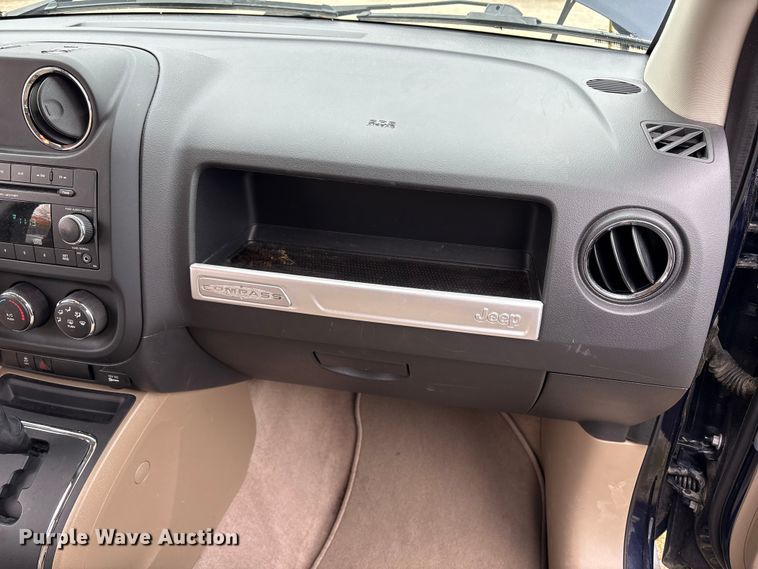 image for item ET8622 2015 Jeep Compass SUV